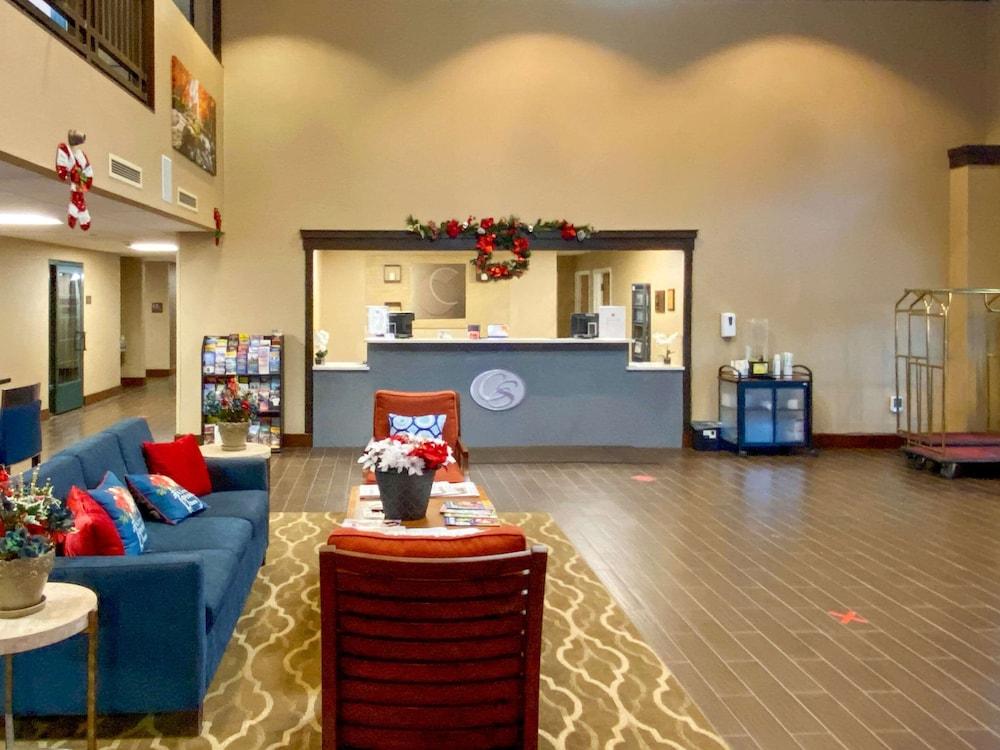 Comfort Suites Near Casinos Norwich-Uncasville CT photo 4