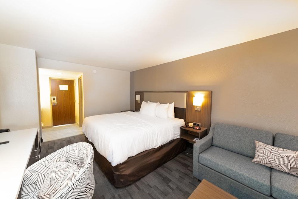 Comfort Inn & Suites Wyomissing/Reading photo 36