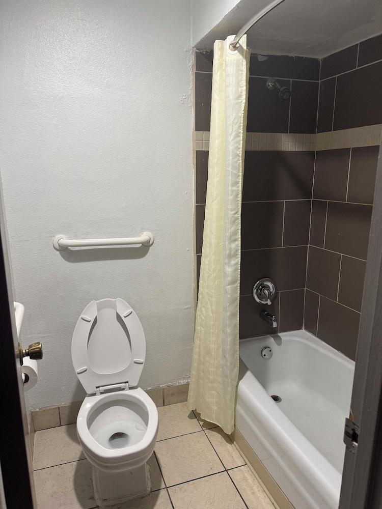 spanish trails inn photo 22