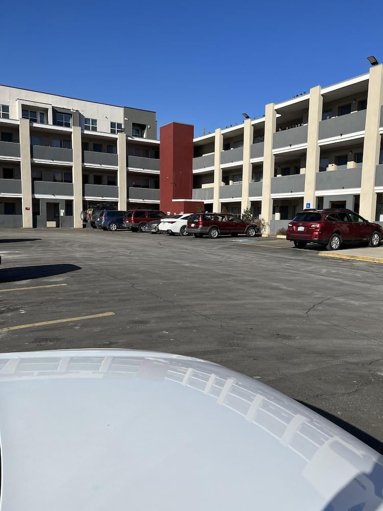 The Metropolitan Inn photo 14