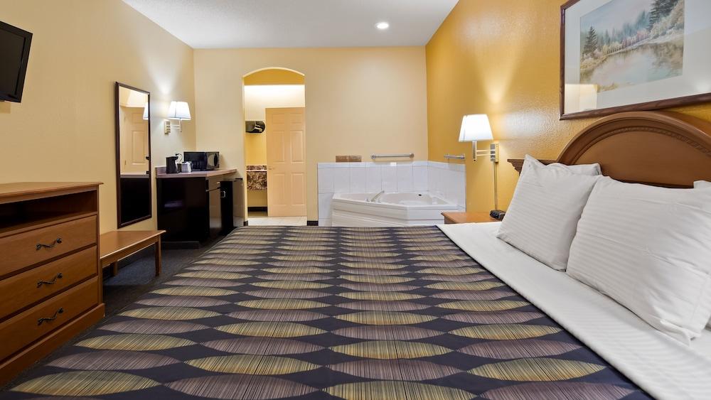 SureStay Hotel By Best Western Mission photo 10