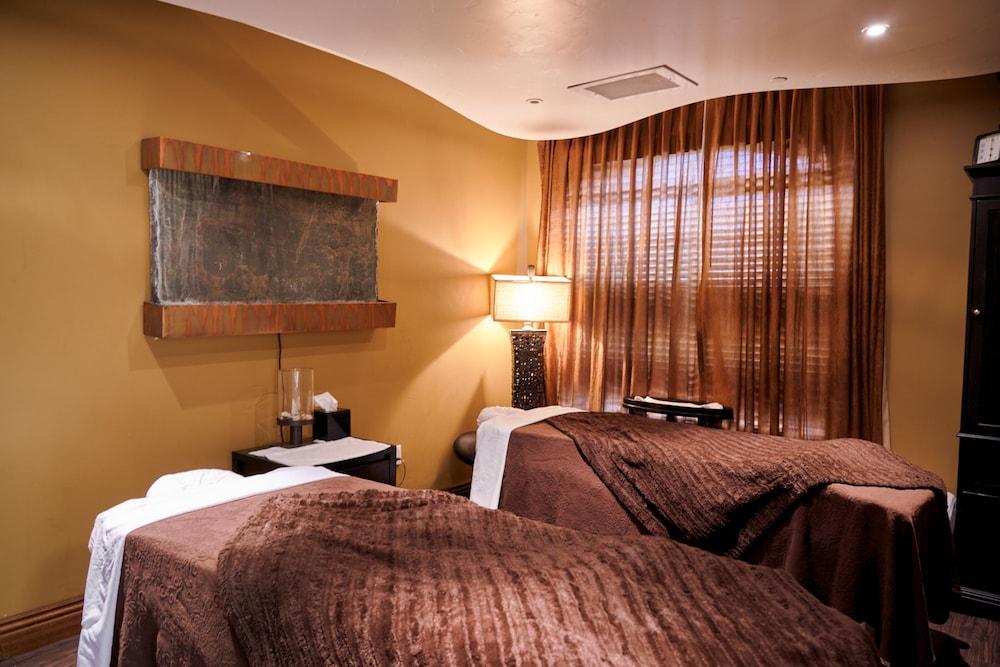 Bellasera Hotel & Suites Paso Robles, Tapestry by Hilton photo 5