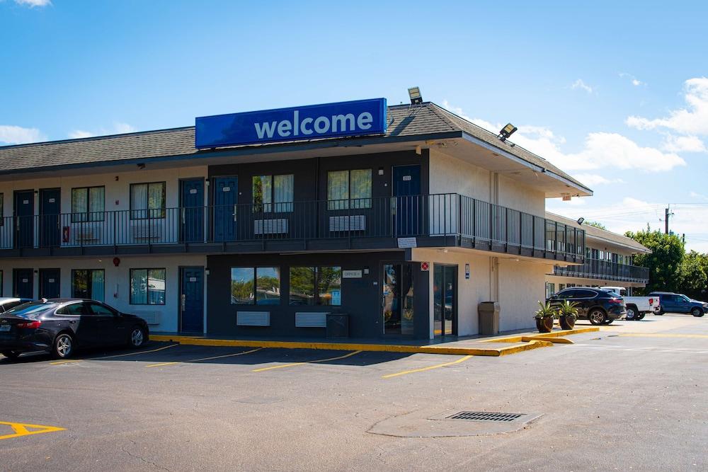 Motel 6 Lantana, FL — hotel in Lantana