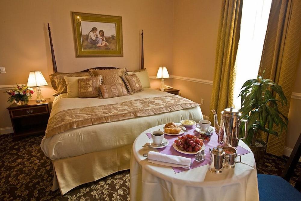 Hotel Alcott photo 8