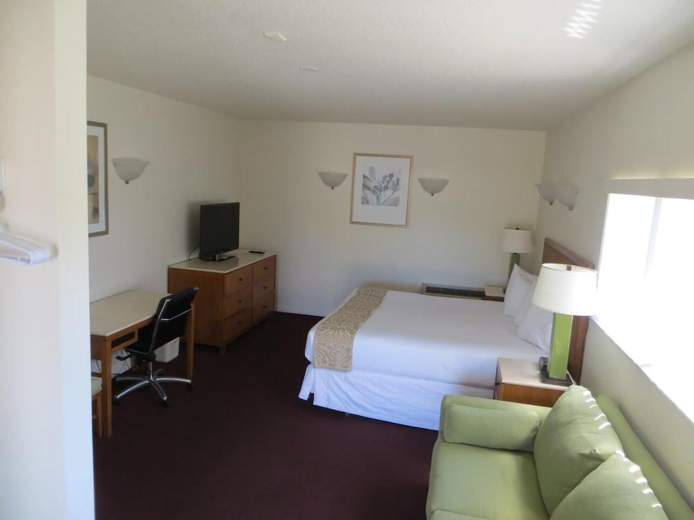 The Central Motel photo 7