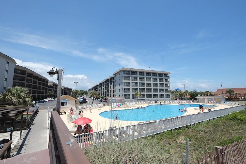 Myrtle Beach Resort by Beach Vacations photo 72