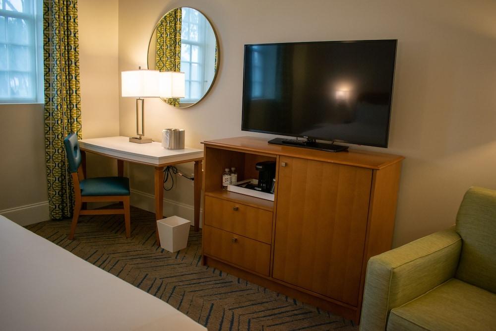 Oasis Resort Gulfport photo 43