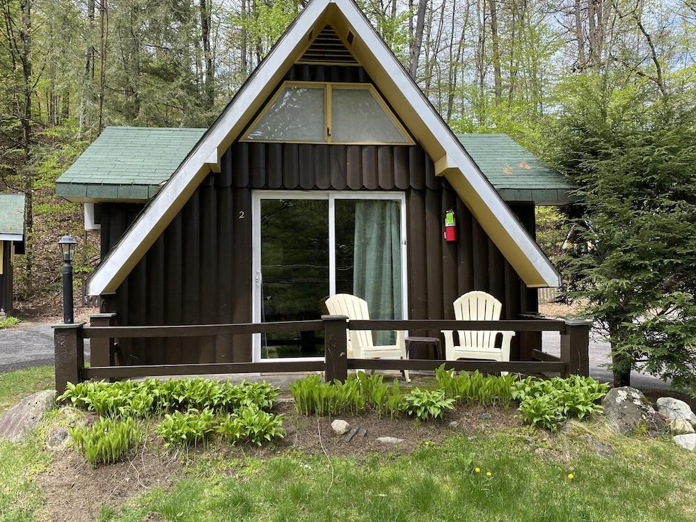 Amber Lantern Lake George Motel and Cottage Rentals photo 13