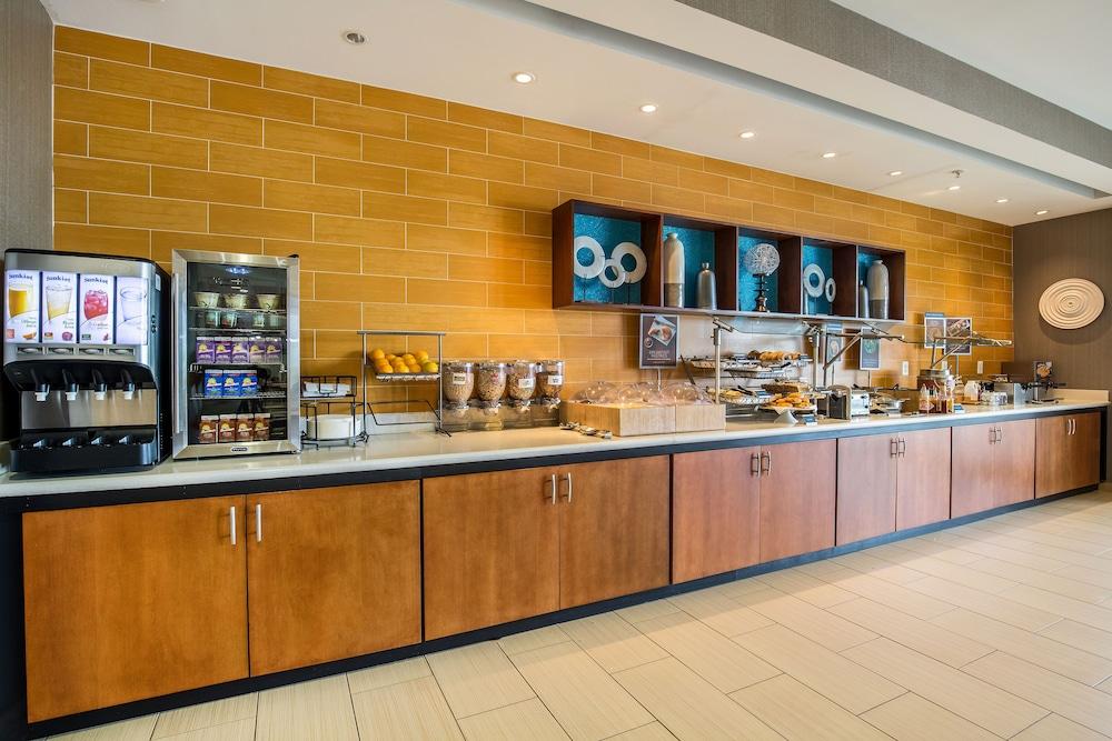 SpringHill Suites by Marriott-Houston/Rosenberg photo 28