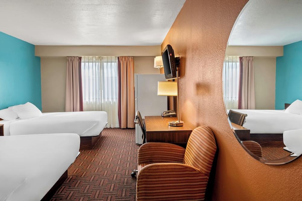 Rodeway Inn Effingham North photo 3