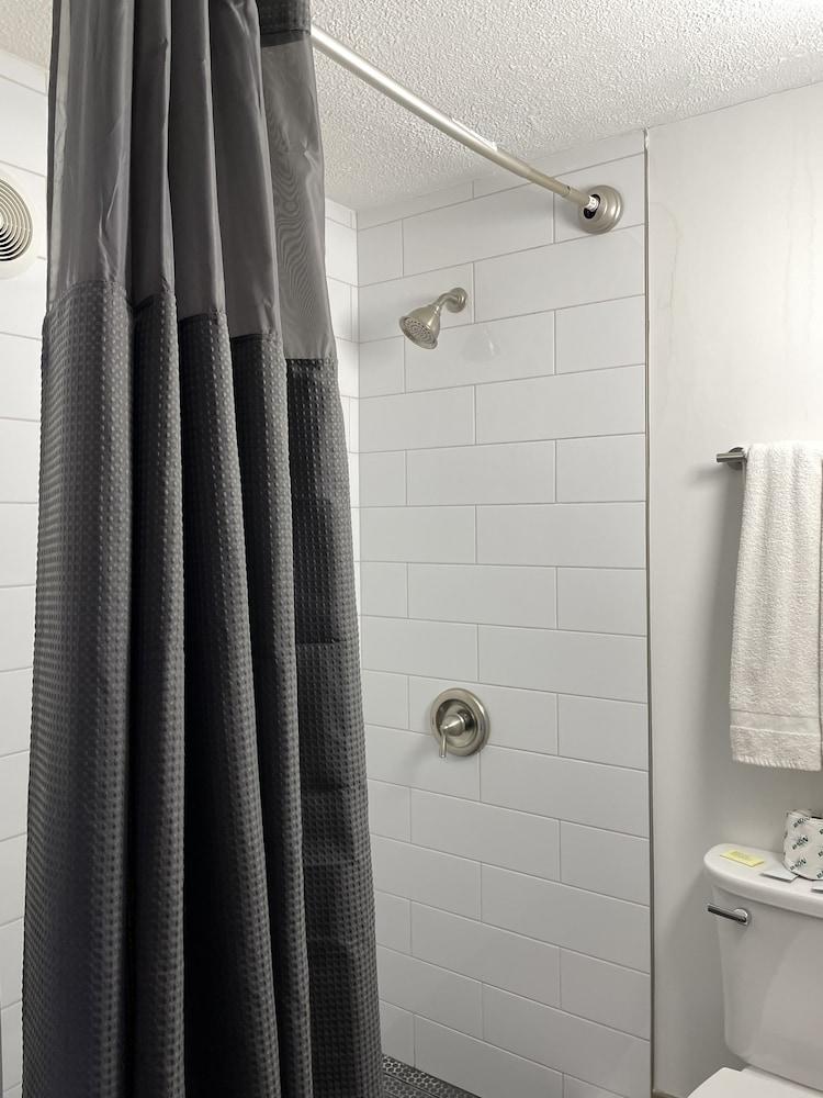 Stone Creek Inn photo 3