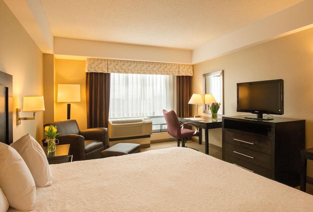 Hampton Inn & Suites Boston Crosstown Center photo 37