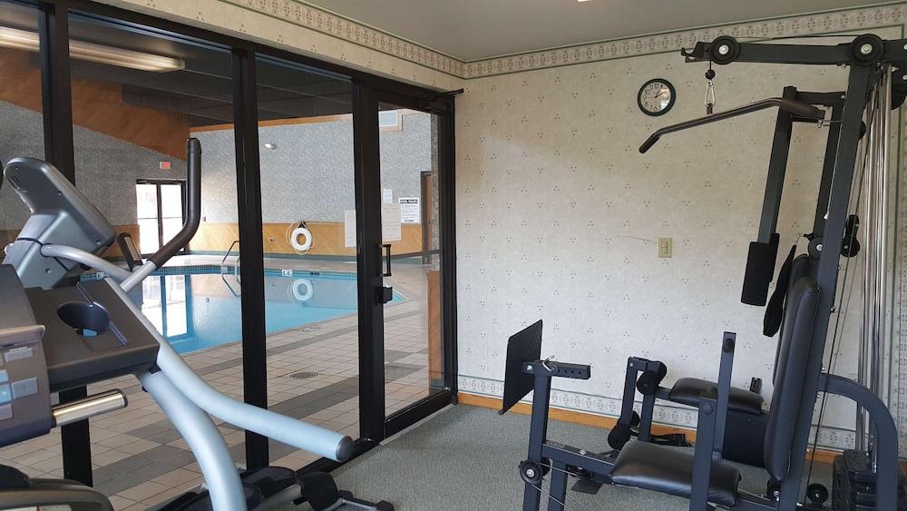 Americas Best Value Inn Chippewa Falls photo 18