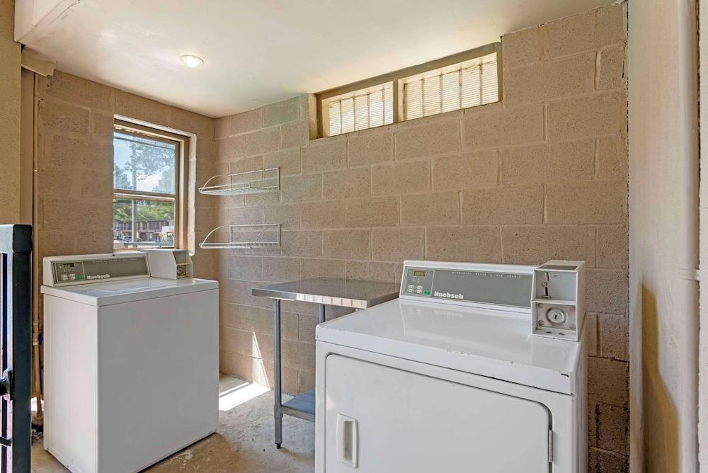 Quality Inn Cordele photo 46