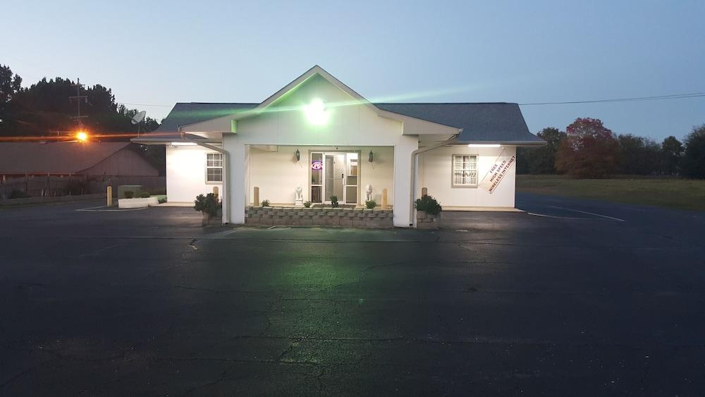 American Inn photo 1