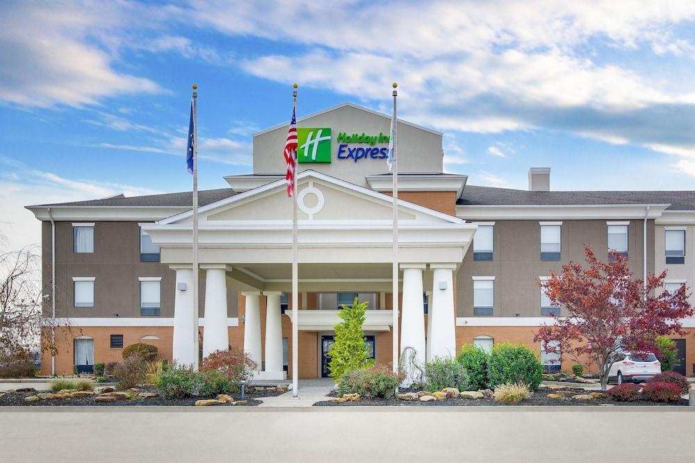 Holiday Inn Express Vincennes by IHG photo 2