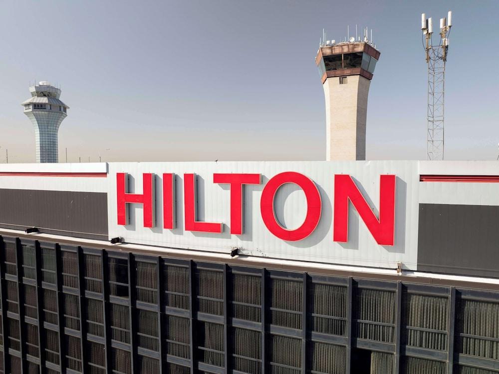 Hilton Chicago O'Hare Airport photo 18
