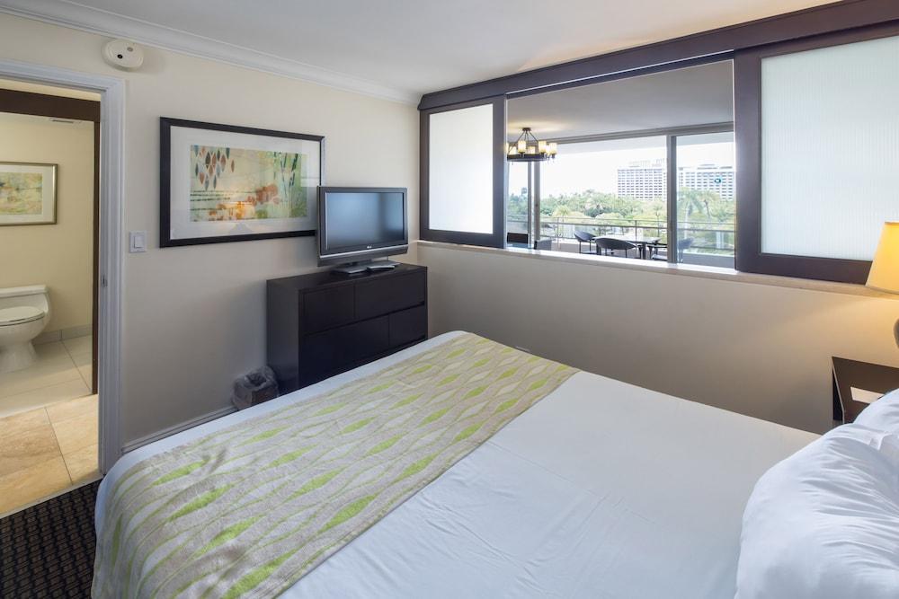 Regency on Beachwalk Waikiki by OUTRIGGER photo 67