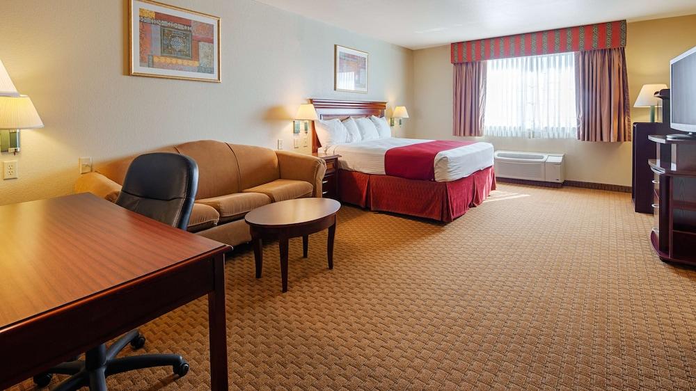 SureStay Plus Hotel by Best Western Quanah photo 14