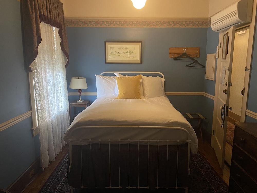 Atlantic Hotel photo 34