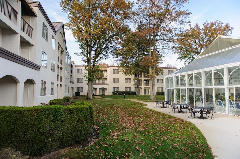 DoubleTree Suites by Hilton Hotel Mt. Laurel photo 75