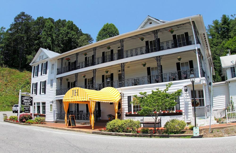 Jarrett House photo 10