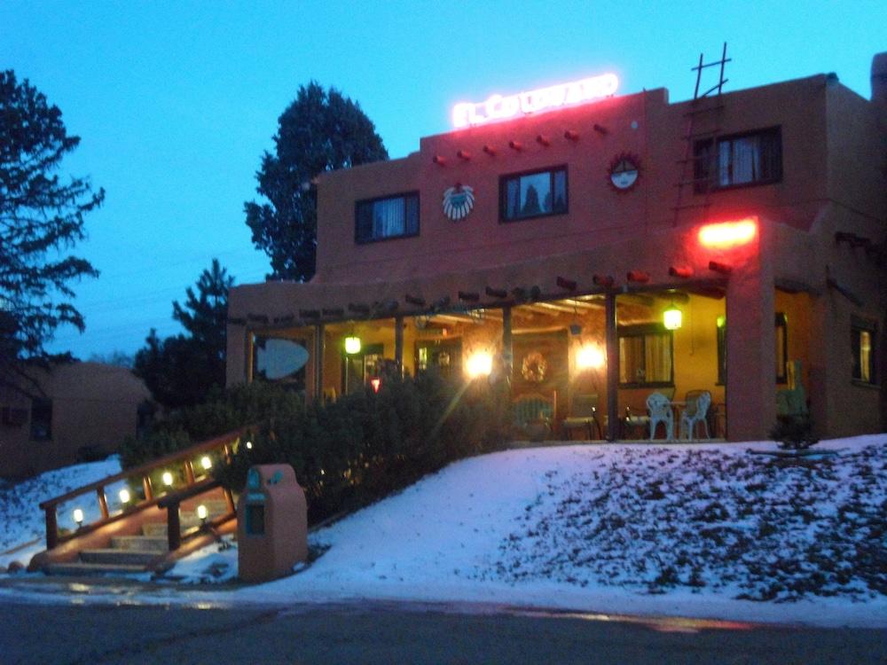 El Colorado Lodge photo 1