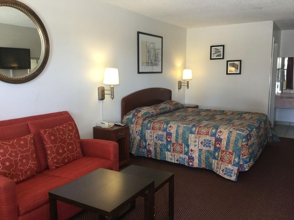 American Inn photo 10