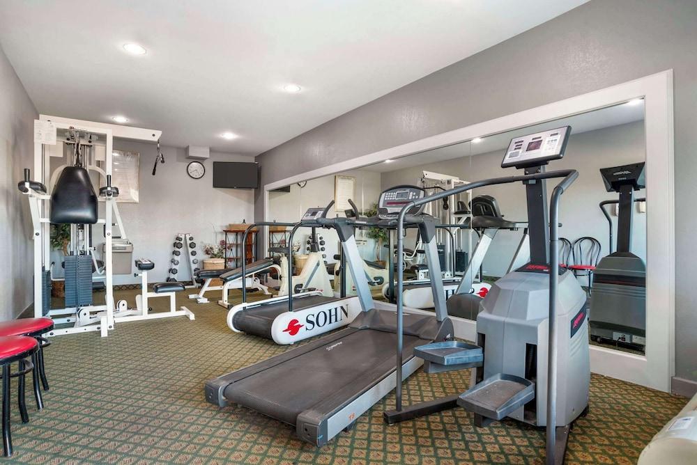 Quality Inn Brookhaven photo 22
