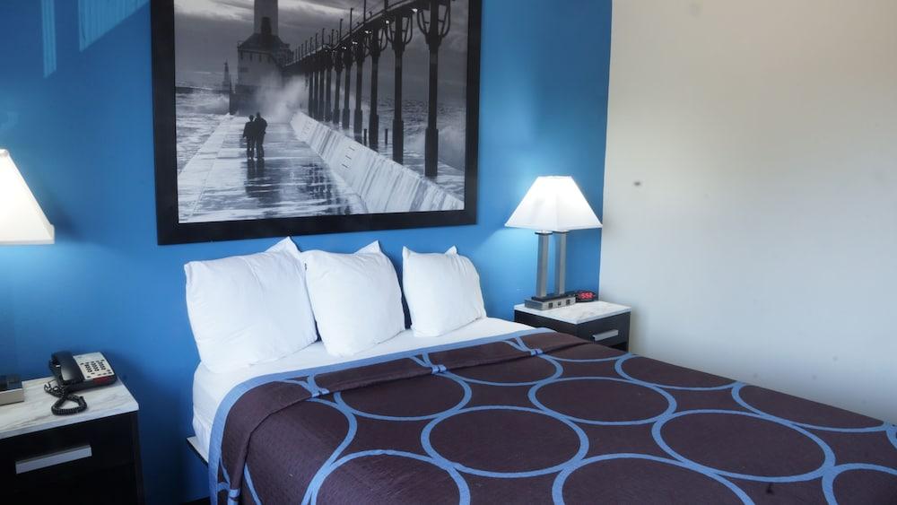Quality Inn Elkhart photo 3