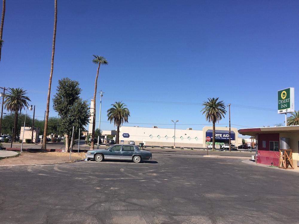 Desert Inn photo 43