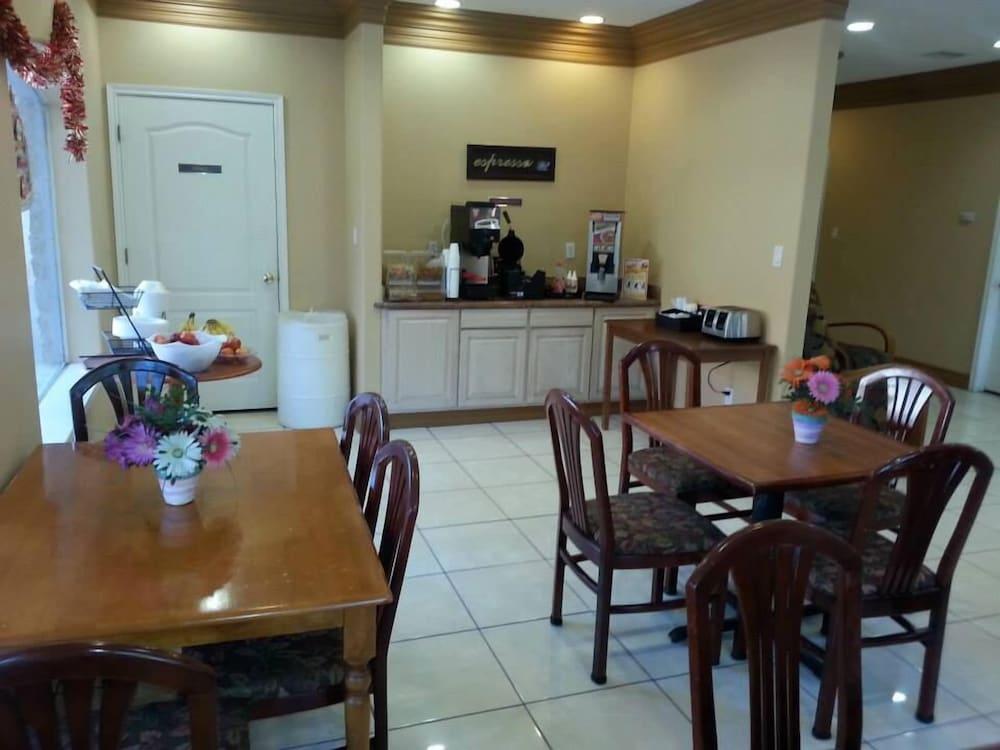 La Copa Inn photo 17
