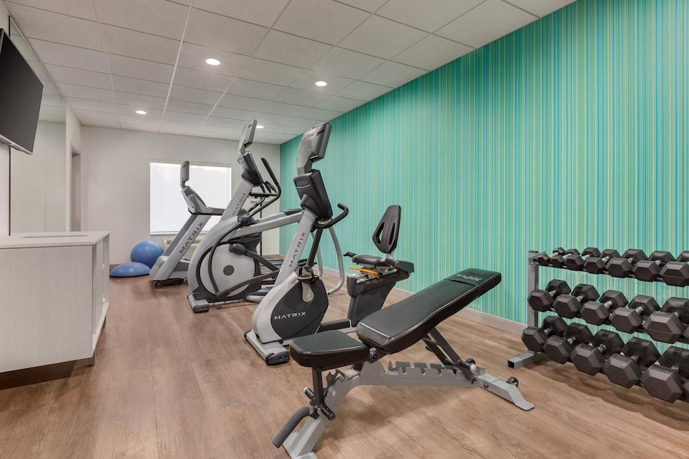 Holiday Inn Express Hotel & Suites Merced by IHG photo 42
