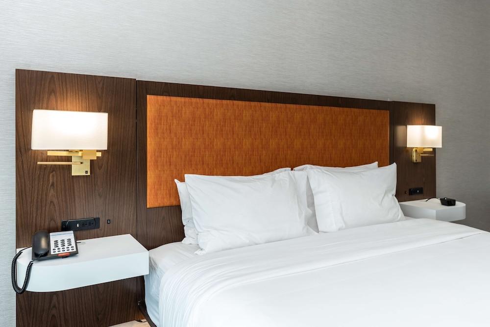 Hampton Inn & Suites Houston Sugar Land photo 28