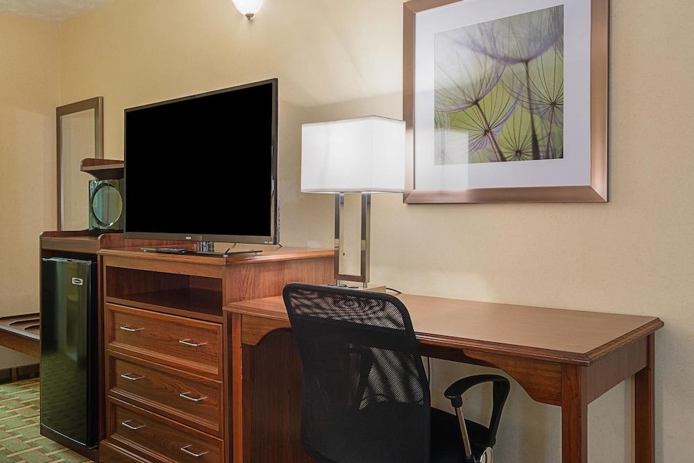 Quality Inn Hartwell photo 13