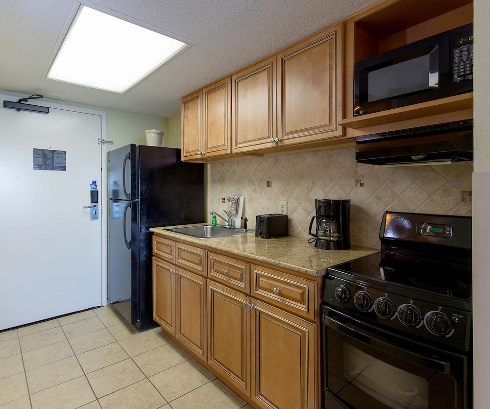 Compass Cove Resort photo 37