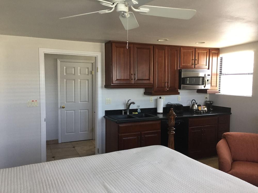 Seacrest Inn photo 75
