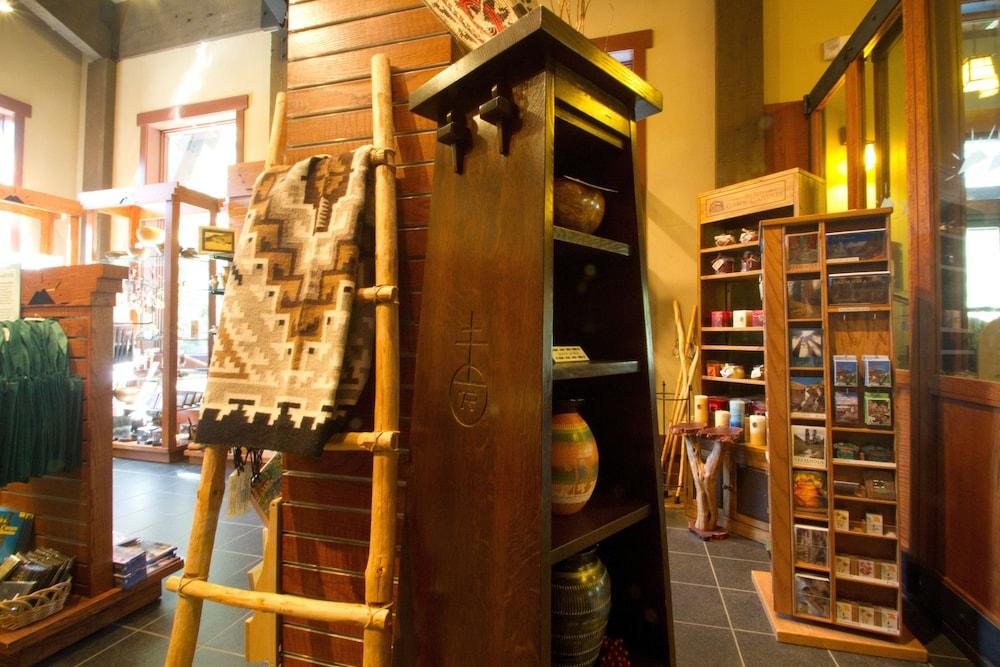 Wuksachi Lodge photo 32