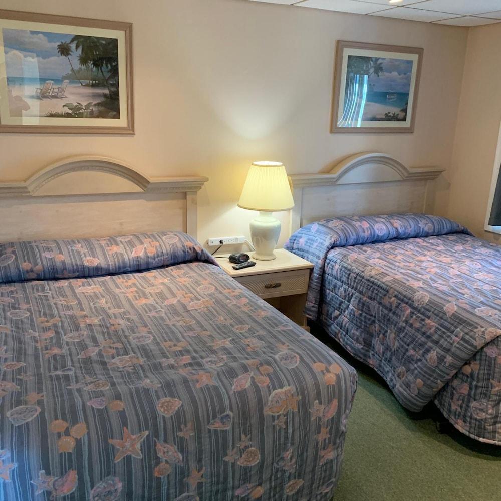 Roman Holiday Motel photo 8