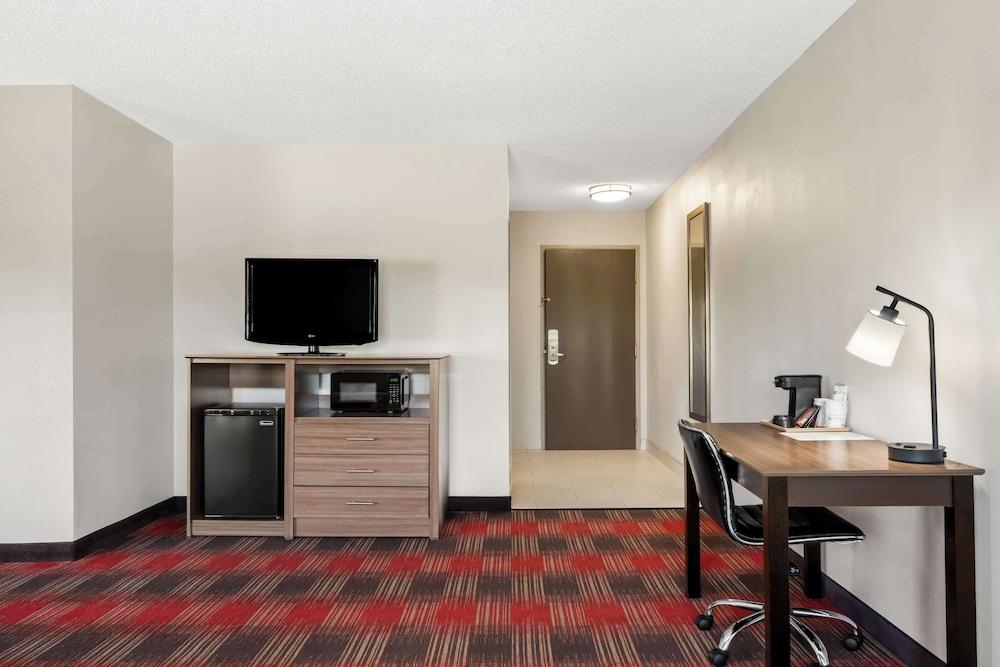 Best Western Dartmouth-New Bedford photo 19