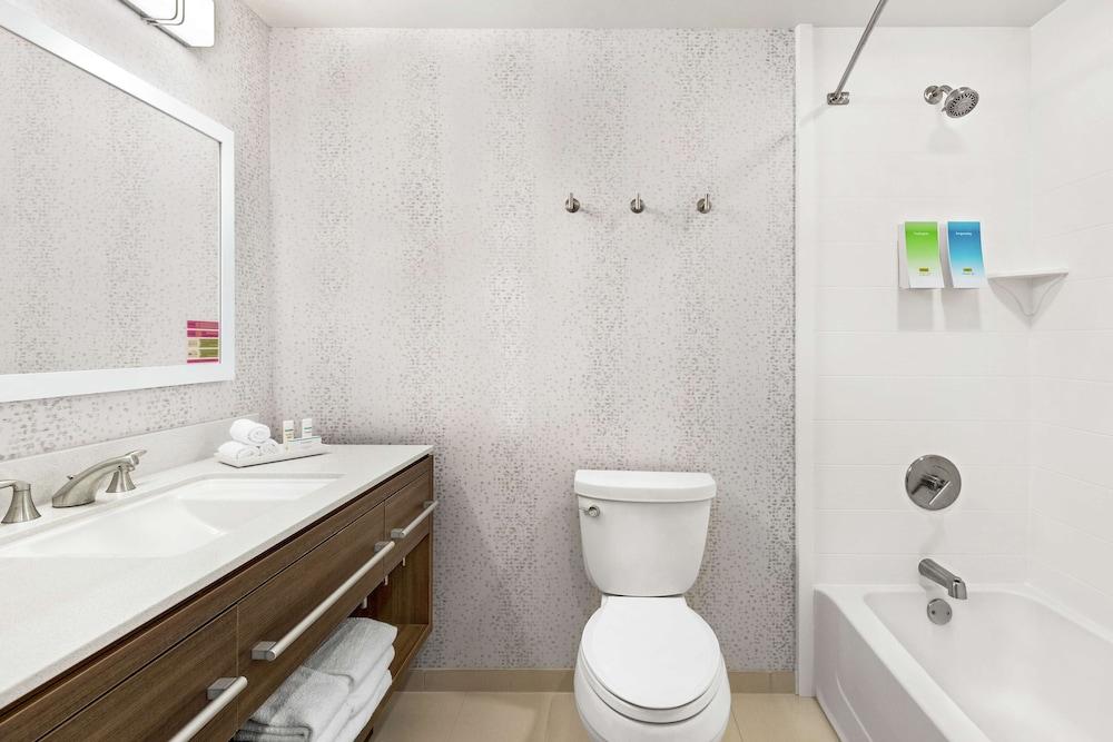 Home2 Suites by Hilton Colorado Springs South photo 22