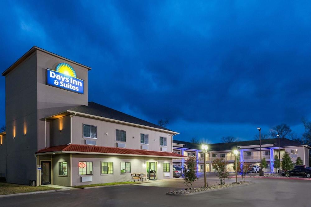 Days Inn & Suites by Wyndham Madisonville photo 17