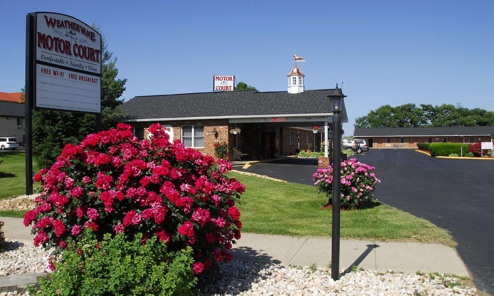 Weathervane Motor Court photo 8