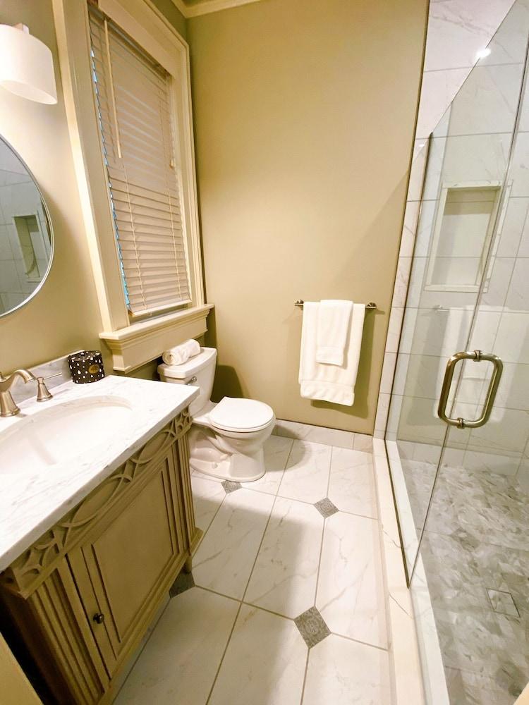 The Edward Hotel photo 26