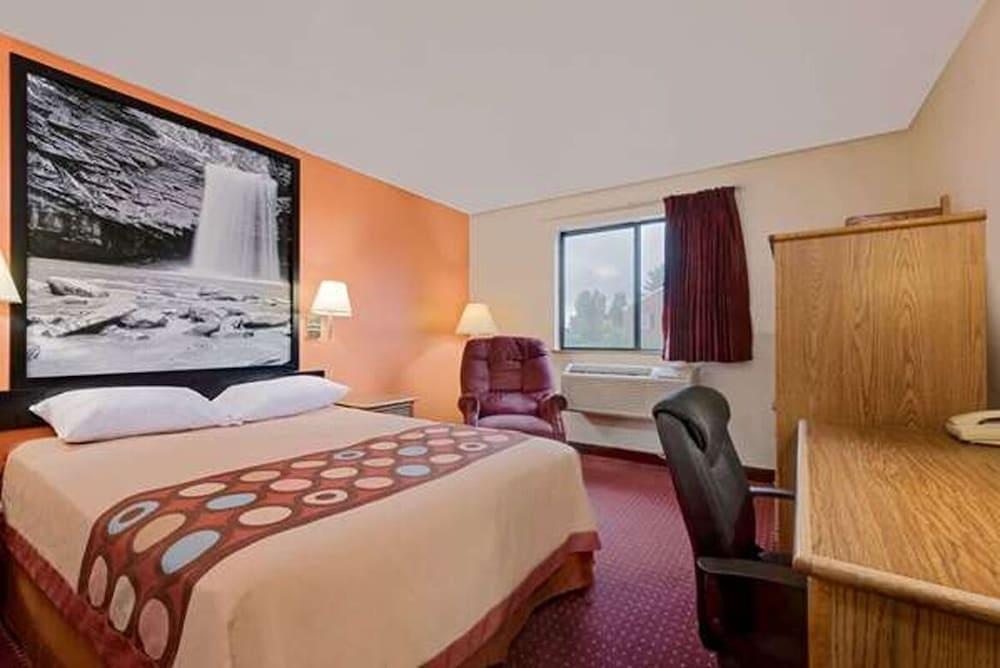 Hillside Inn & Suite photo 3