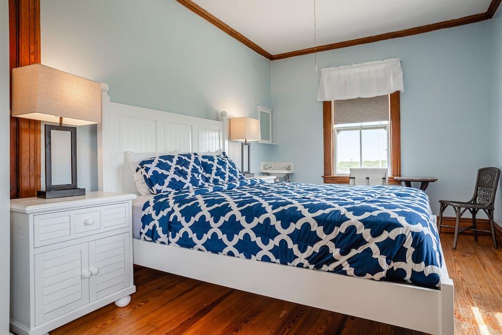 Narragansett Inn photo 48