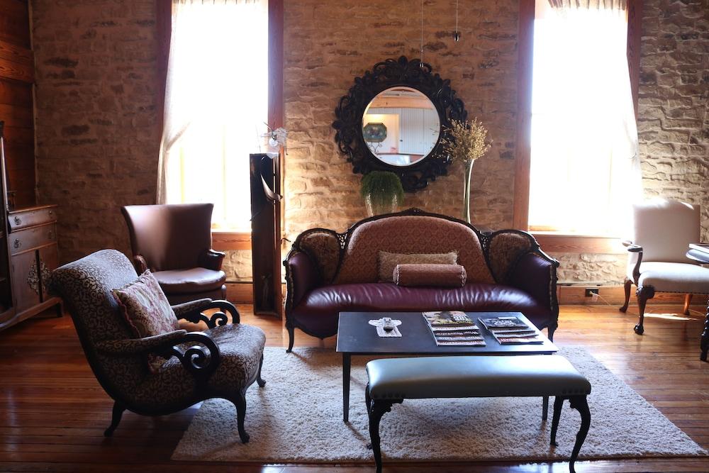 Hico's Upstairs Inn photo 60