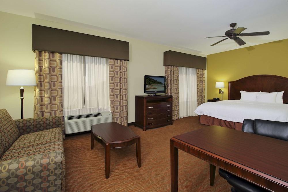 Hampton Inn & Suites Conroe - I-45 North photo 10