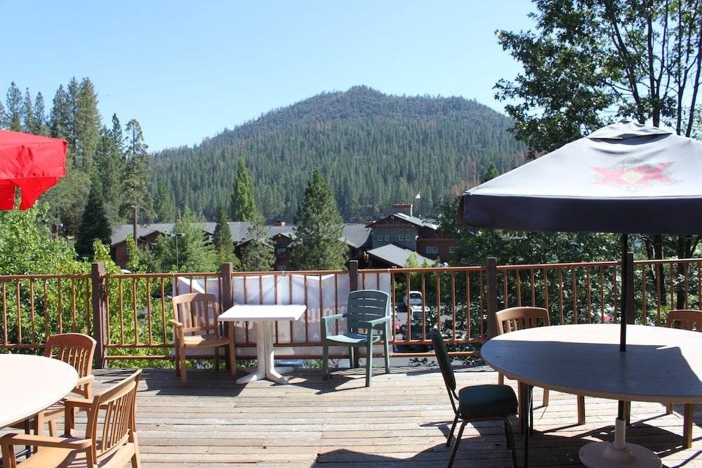 The Pines Resort photo 43
