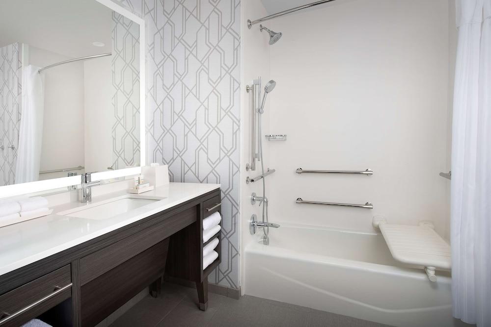 Home2 Suites by Hilton Denver Central Park photo 30